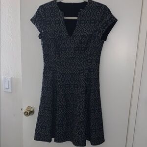 BNWOT Elegant Black and Gray Patterned Dress By Nanette Lepore